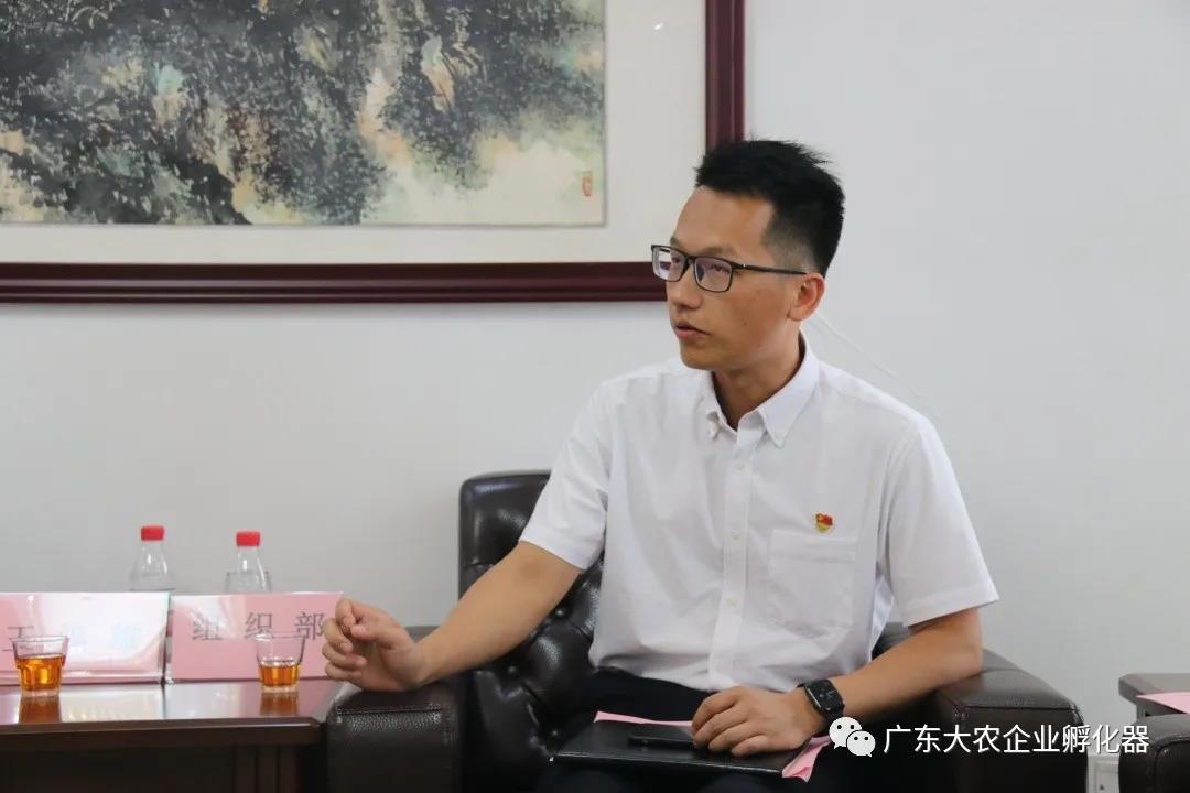 “英德市电商创业孵化基地”、“茶产业数字化实验室” 挂牌成立！